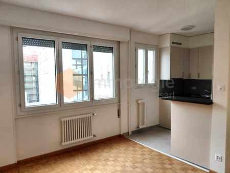 Beautiful newly renovated 2-room apartment on the 1st floor in the heart of the city center - Photo 4