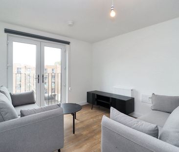 2 bedroom apartment to rent - Photo 2