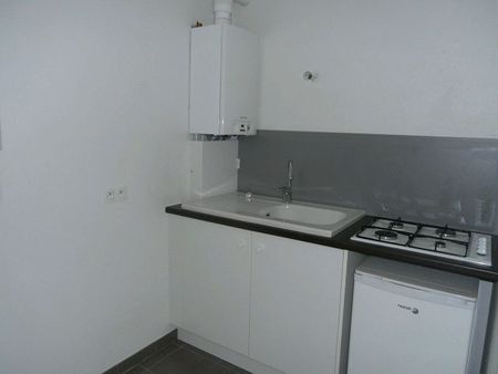 Location Appartement 1 pièce 28m² REIMS 51100 - Photo 3