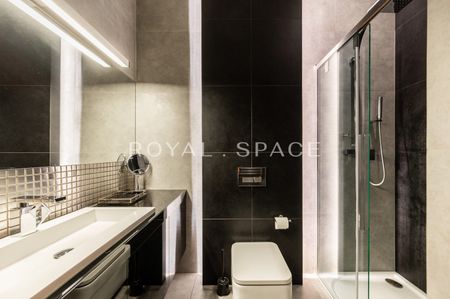 Dwupoziomowe mieszkanie obok Zakrzówka i HSBC! - Photo 2