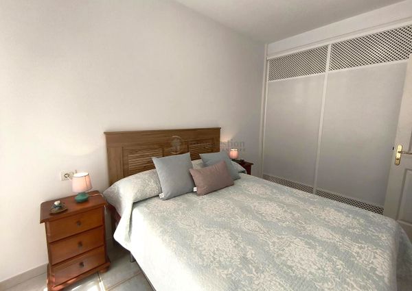 Se alquila en Costa del Silencio apartamento de 1 dormitorio