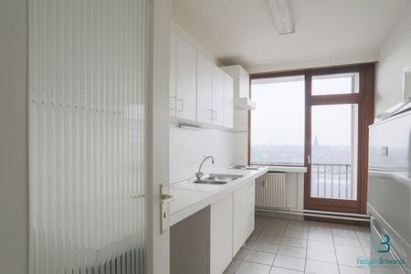 Ruim 3-slaapkamer appartement met uniek zicht op Gent - Photo 3