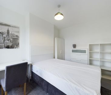 4 bedroom house to rent - Photo 4