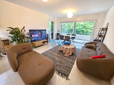 Luminous 3 room terrace in Corsier - Photo 2