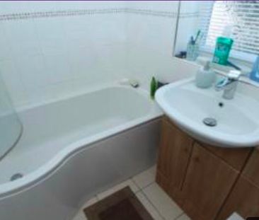 2 Bed End Terrace, Livingstone Road, S35 - Photo 4