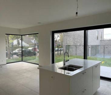 Zeer ruime moderne halfopen nieuwbouwwoning met tuin/terras en garage - Foto 6