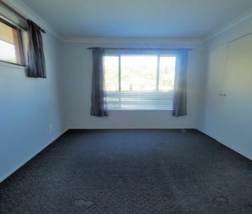 Family Living in a Prime Coastal Location - Photo 1