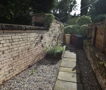 Heaton Road, Lostock, Bolton - Photo 2