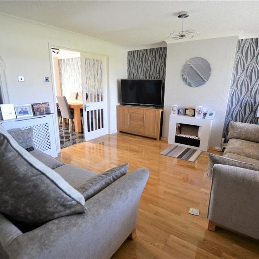 3 bedroom House To Let Total Size: 785 SQ FT - Photo 1