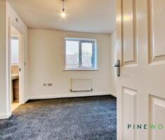 3 BEDROOM House - Semi-Detached - Photo 3