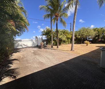 Location Maison 5 pièces 122m² STE ROSE 97115 - Photo 3