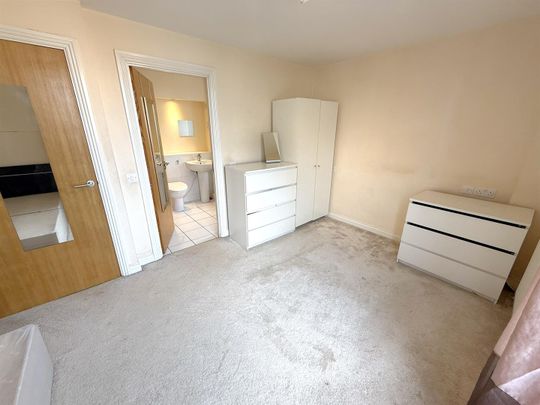 Helmdon Road, Leicester - Photo 1