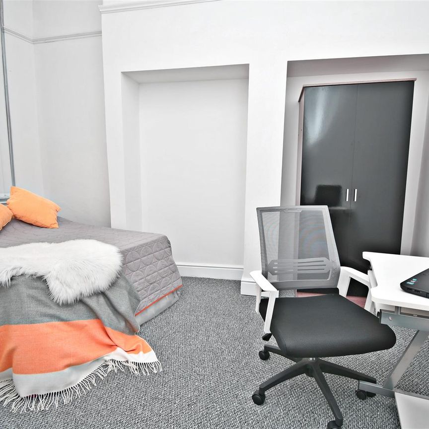 1 bed house share to rent in Christian Road, Preston, PR1 - Photo 1
