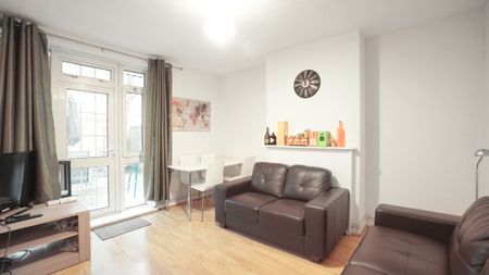 Trinidad House – Room 2 - Photo 2