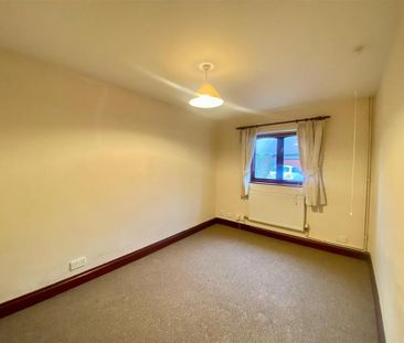 3 bedroom barn conversion to rent - Photo 3