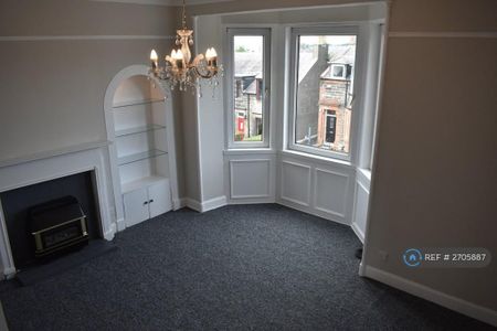 2 bedroom maisonette to rent - Photo 2