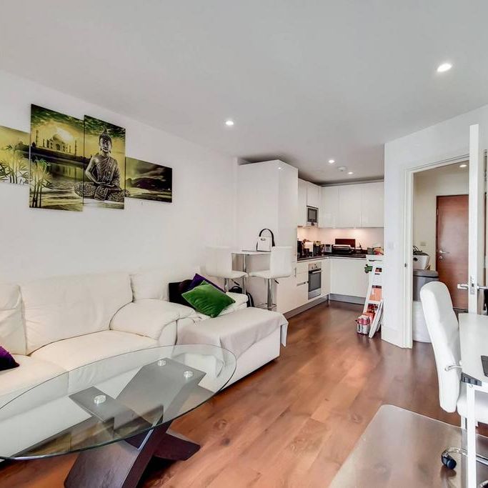 1 bedroom flat to rent - Photo 1