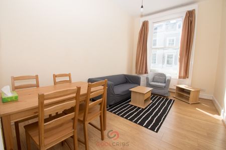 Ladbroke Crescent, Notting Hill, London W11 - Photo 3