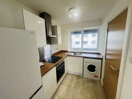 West Parade Flats, Halifax - Photo 2