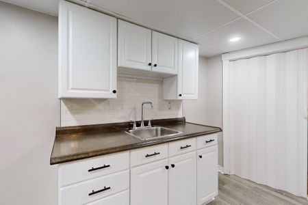 For Lease - 326 Rosedale Drive Unit# Bsmt, Whitby, Ontario - Photo 4