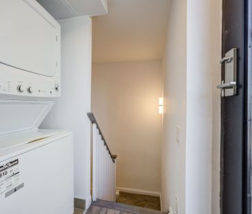 For Lease - 10 Brin Drive Unit# 18, Toronto, Ontario - Photo 4