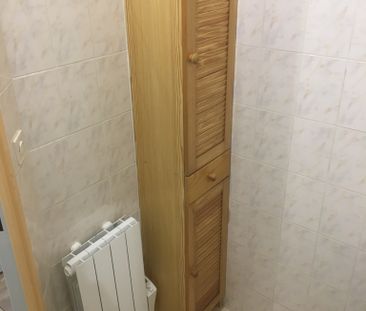 LE MANS HYPER CENTRE STUDIO MEUBLE 17.50M2 CHAUFFAGE/EAU CHAUDE IND... - Photo 3