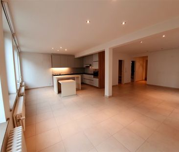 Hartje Brugge Groot lichtrijk modern appartement , alle luxe , 2 sl... - Photo 2