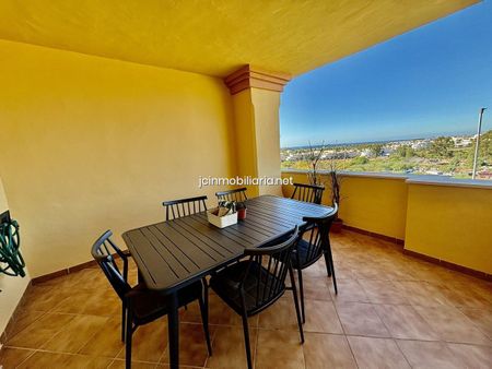 Apartamento en Marbella, Nueva Andalucia, alquiler - Photo 2