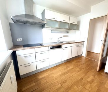 Wohnung mit herrlichem Ausblick an der Donaulände! - Photo 4