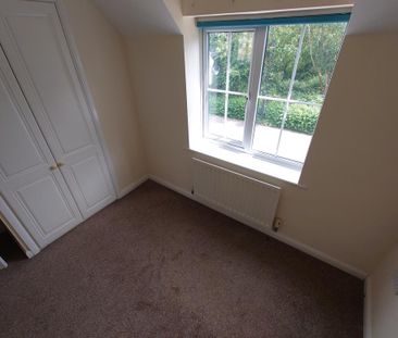 2 bedroom coach house to rent - Photo 4