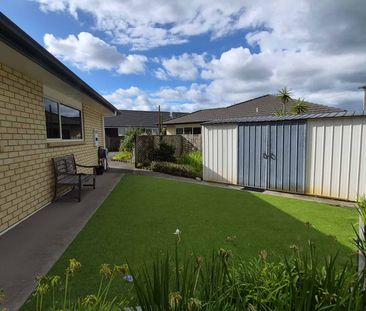 Coastal Comfort Living - Photo 2