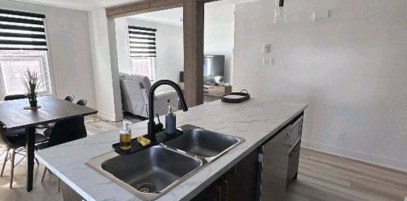 4 1/2 Saint-Jean sur richelieu - Photo 2