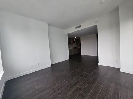 13768 100 Avenue apartment — Surrey, BC (2-Bedroom) - 2 Bedroom - Photo 3