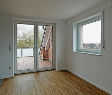 "Erstbezug" Dachgeschosswohnung in ruhiger Siedlungslage KfW 40+ - Photo 1