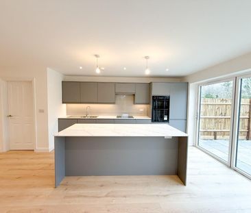 Lower Road, Great Amwell, Ware - Photo 6