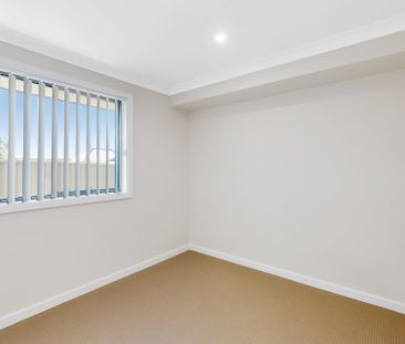 16b Middleton Drive, East Maitland NSW 2323 - Photo 4