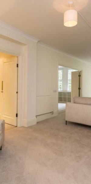 5 bed flat to rent - Photo 1