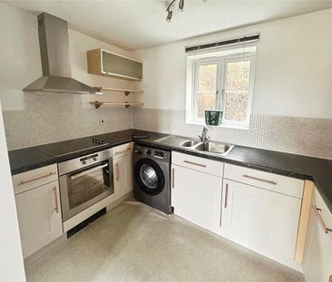 2 bedroom flat to rent - Photo 6