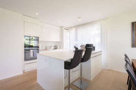 Helle 3.5-Zimmer-Wohnung mit Balkon und Garage in Kloten - Foto 4