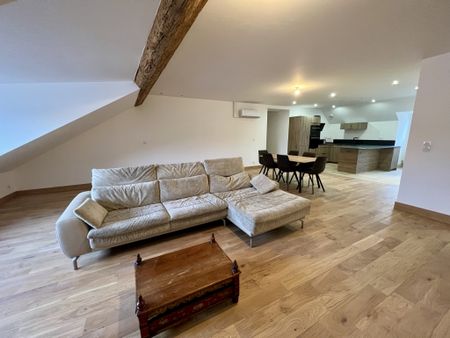 Location Appartement 5 pièces 146m² BEAUNE 21200 - Photo 4