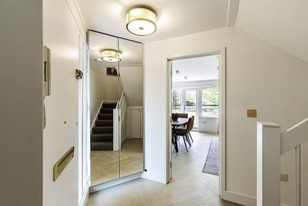 3 bedroom flat to rent - Photo 3