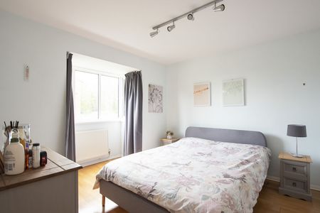 Available unfurnished from 22/12/2025 - Photo 3