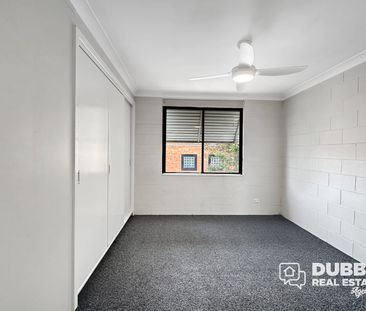 UPSTAIRS UNIT IN THE HEART OF DUBBO. - Photo 5