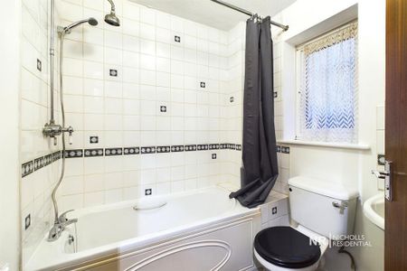 1 bedroom ground floor flat to rent - Photo 3