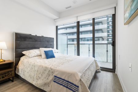 For Lease - 50 Charles Street Unit# 2410, Toronto, Ontario - Photo 5