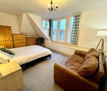 Room in a Shared Flat, Blenheim Road, BS6 - Photo 2