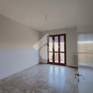 Quadrilocale in affitto - Photo 2