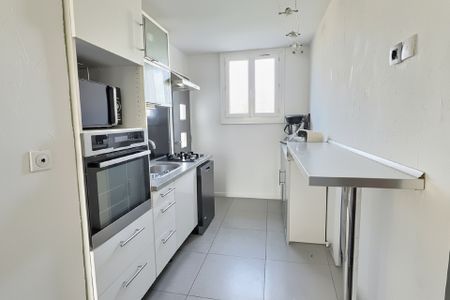 Location Appartement 3 pièces 56m² ISTRES 13800 - Photo 4