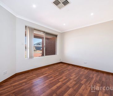 Live the Port Kennedy Life - Photo 3