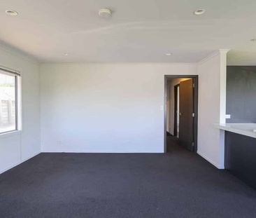 Quiet Living - Photo 3